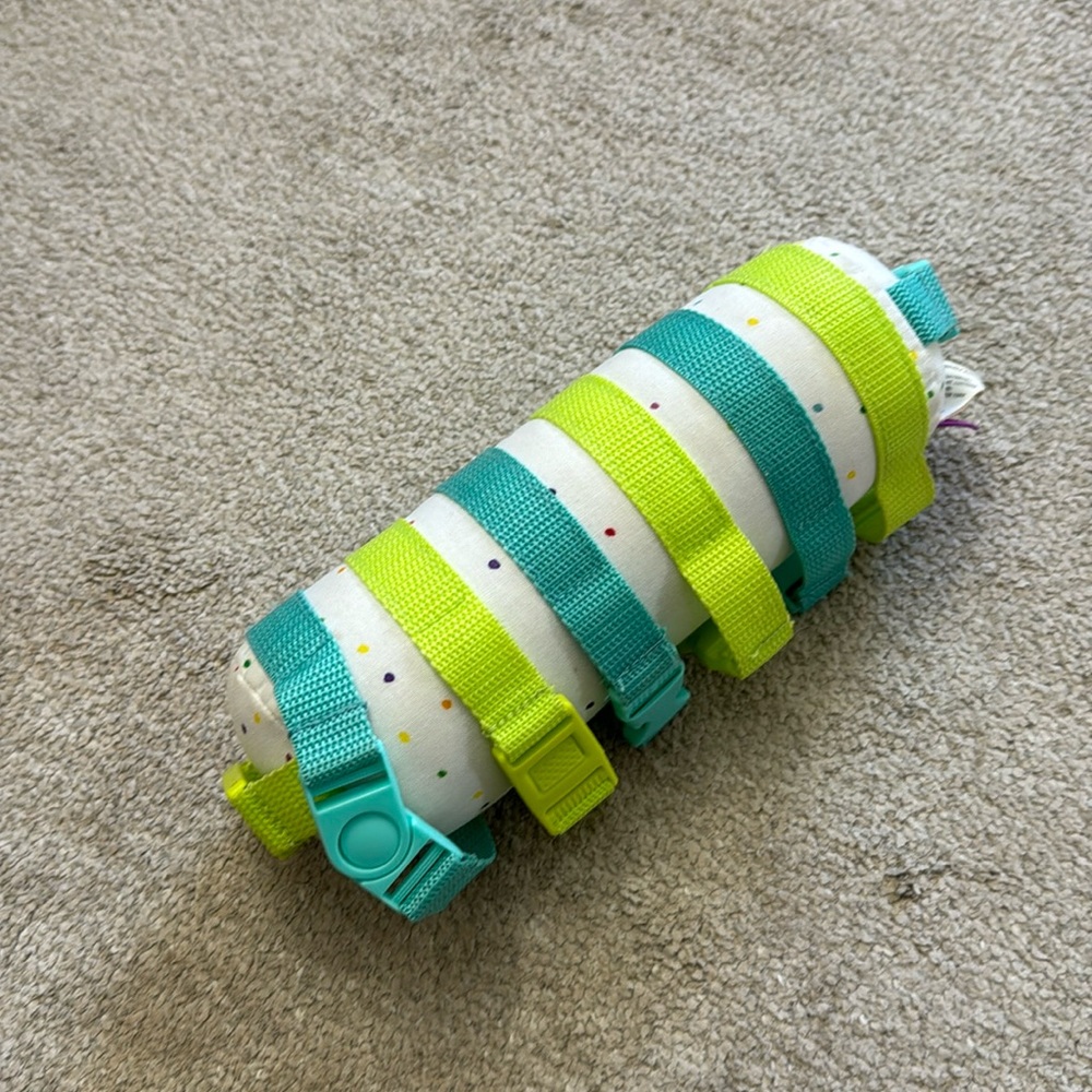 Lovevery Buckle snap log